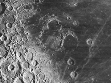 Pinceaux : Lune (1) Pinceaux Lune (01)